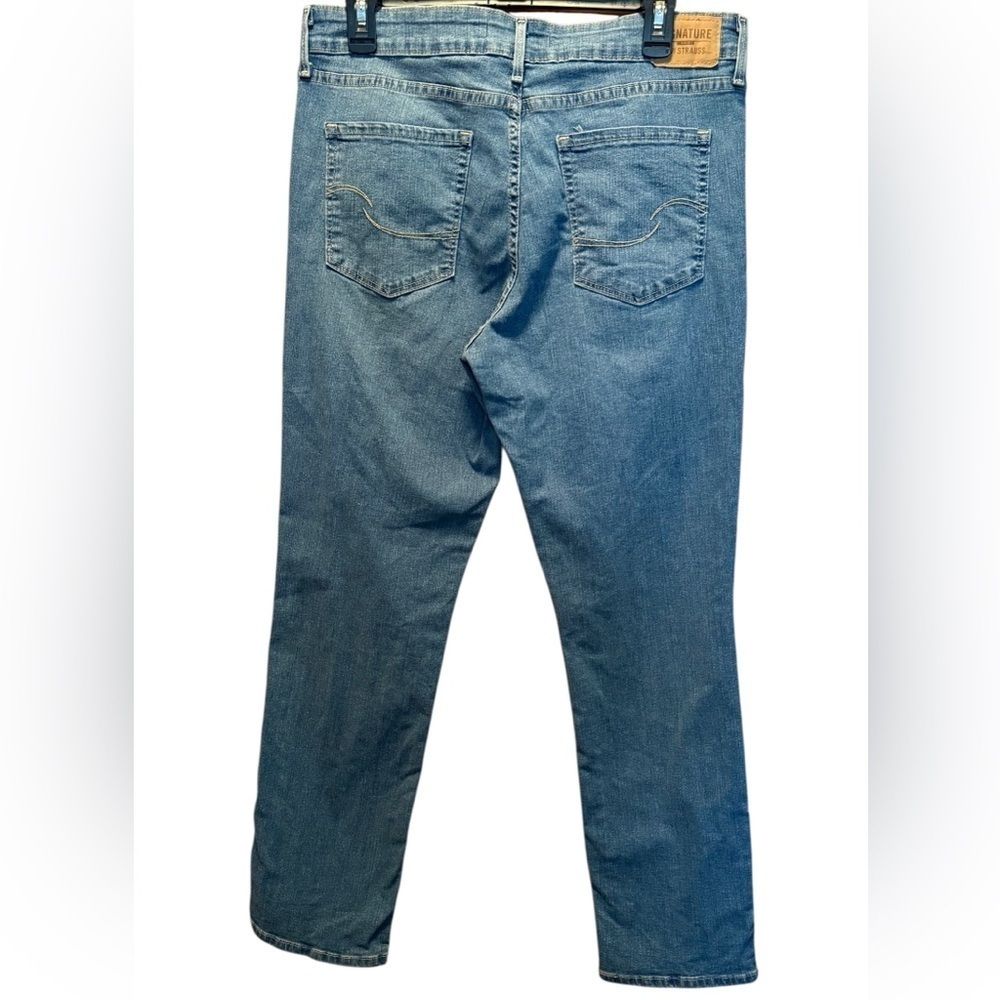 Levi Strauss and Co Signature Gold WaterLess Jeans - Picture 2 of 11